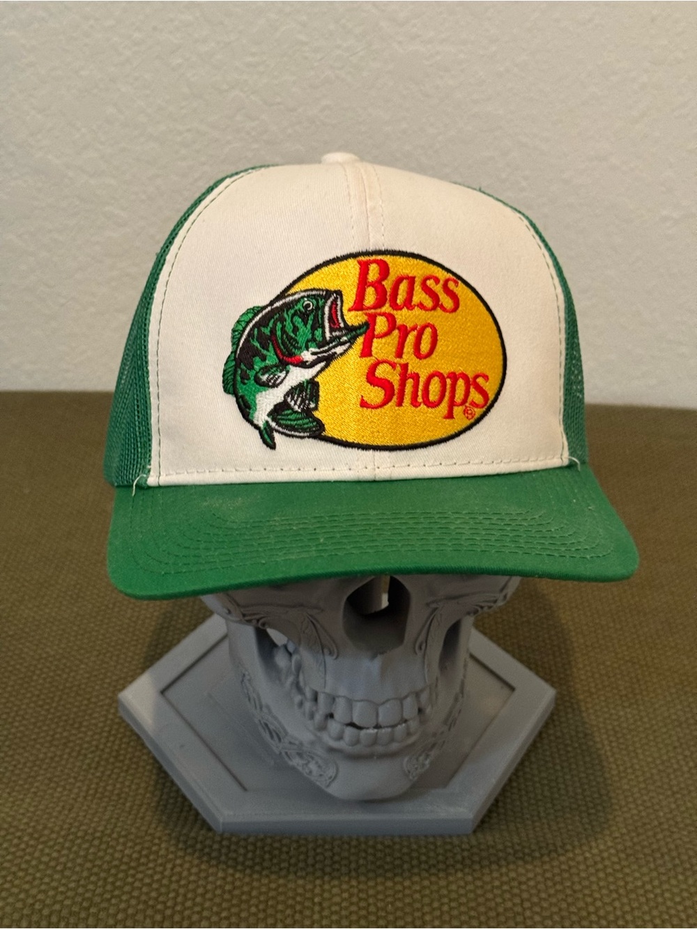 Bass Pro Shops Green White Mesh Trucker Hat Snapback Fishing Cap